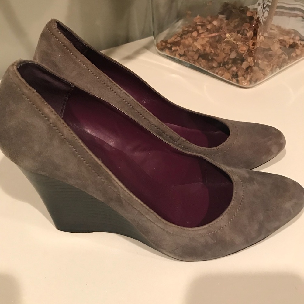 Max Studio suede wedges